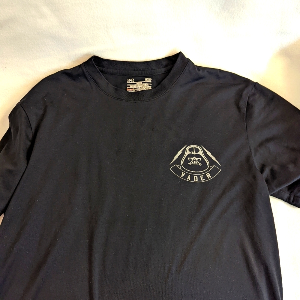Darth Vader Under Armour Heat Gear loose tshirt